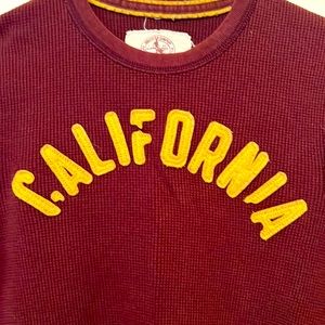 Hollister mens long sleeve thermal. Medium. Red.